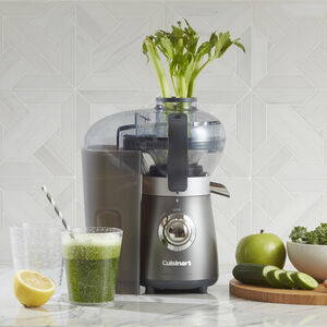 Cuisinart Compact Blender & Juice Extractor Combo: 450W, 16oz travel cup, metallic gray | BJC-550C