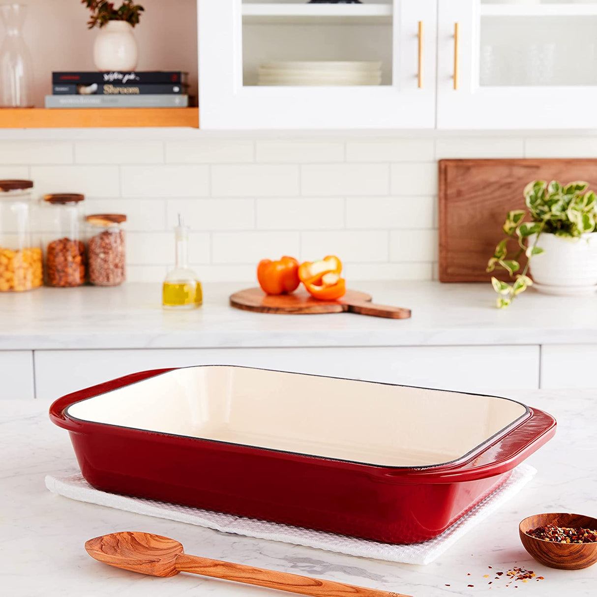 Cuisinart Chef's Classic Roasting/ Lasagna Pan: 24cm, cast iron, cardinal red | CI1136-24CR