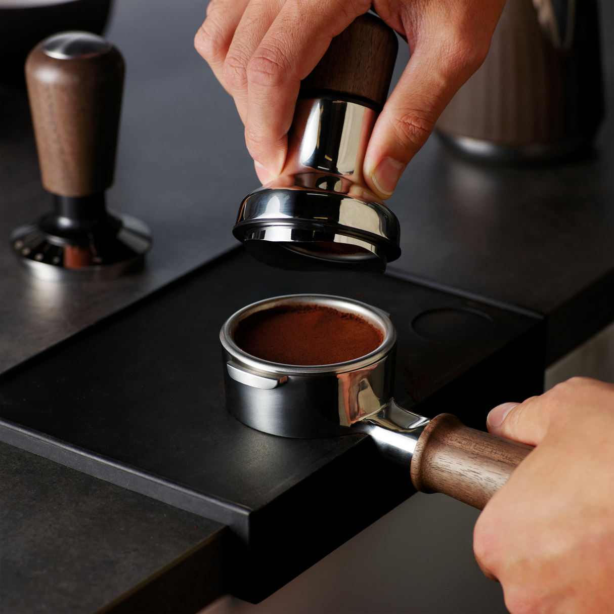 Breville the Distribution Duo™ | BEA203WL | 54mm, Walnut